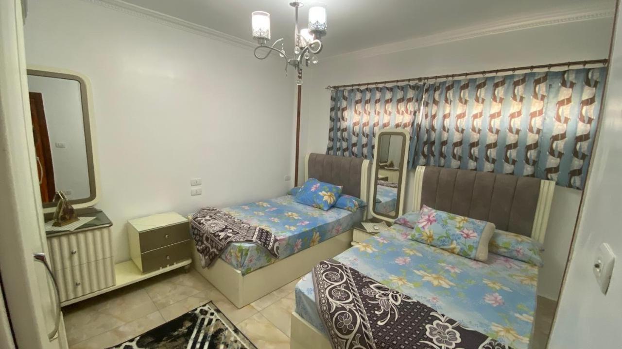 Appartement Salah Eldin 2 Bed Super Lux , Garden&sea View, First Floor , Family Only سوبر لوكس دور اول المعموره الشاطىء بجوار المنتزه Mamoura مع كارنيهات الدخول طول السنه و الشاطىء الخاص من اول مايو لنهايه اكتوبر للعائلات *